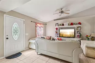 42 Inconnu Dr, Poinciana, FL 34759 - Photo 10