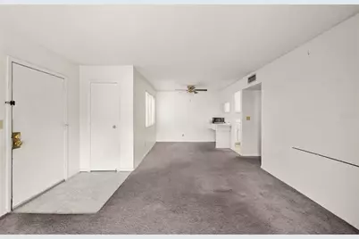 6519 W Newberry Road #1111, Gainesville, FL 32605 - Photo 4