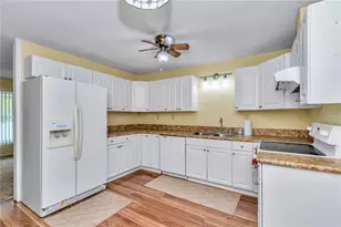 21766 SW Rainbow Lakes Blvd, Dunnellon, FL 34431 - Photo 16