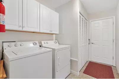 1982 Somerset Avenue, The Villages, FL 32162 - Photo 22