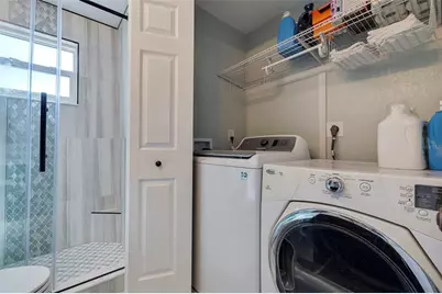 242 176th Avenue E, Redington Shores, FL 33708 - Photo 30