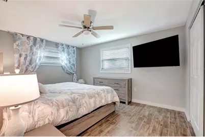 242 176th Avenue E, Redington Shores, FL 33708 - Photo 24