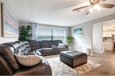242 176th Avenue E, Redington Shores, FL 33708 - Photo 16