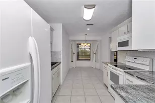 21425 SW Plantation St, Dunnellon, FL 34431 - Photo 10