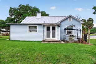 431 Edgewater Ave, Umatilla, FL 32784 - Photo 12