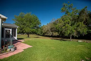 16852 SE 96th Chapelwood Cir, The Villages, FL 32162 - Photo 8