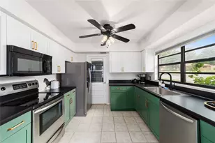 8185 NW 48th Ln, Ocala, FL 34482 - Photo 16