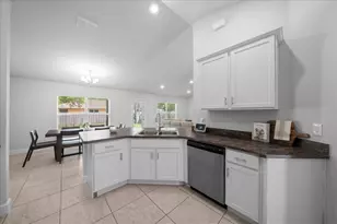 97 Dogwood Dr Loop, Ocala, FL 34472 - Photo 14