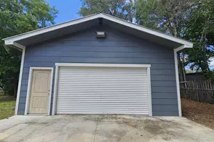 36850 Haynes Rd, Fruitland Park, FL 34731 - Photo 24