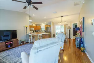 16980 SE 96th Chapelwood Cir, The Villages, FL 32162 - Photo 10