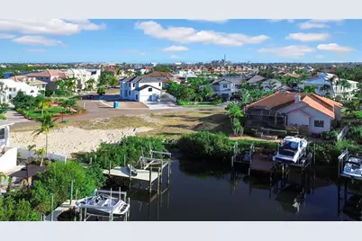 962 Symphony Isles Boulevard, Apollo Beach, FL 33572 - Photo 1