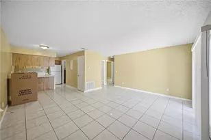 1836 SW 109th Pl, Ocala, FL 34476 - Photo 6