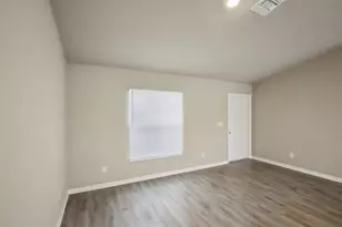 2012 NW Juanita Pl, Cape Coral, FL 33993 - Photo 6