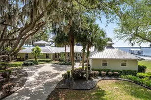 14261 SE 128th St, Ocklawaha, FL 32179 - Photo 1