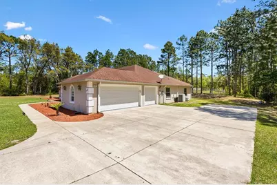 2567 N Stampede Drive, Beverly Hills, FL 34465 - Photo 4