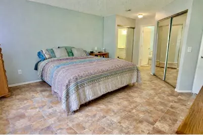 301 Oak Track Drive, Ocala, FL 34472 - Photo 12