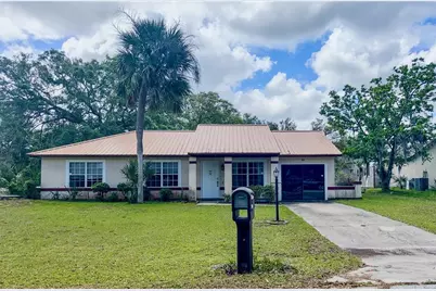 301 Oak Track Drive, Ocala, FL 34472 - Photo 2