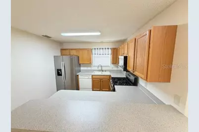 9523 SE 168th Maplesong Lane, The Villages, FL 32162 - Photo 8