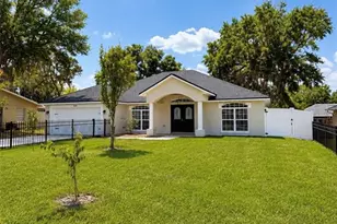 10058 SE 105th Pl, Belleview, FL 34420 - Photo 2