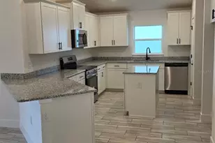 12440 Langley Dr, Spring Hill, FL 34609 - Photo 6