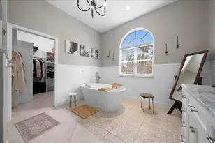2411 SE 27th St, Ocala, FL 34471 - Photo 16