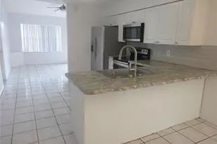 14131 SW 30th Ter Rd, Ocala, FL 34473 - Photo 4