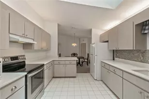 9862 SE 179th Pl, Summerfield, FL 34491 - Photo 12