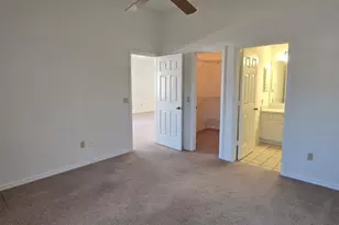 628 Dominguez Dr, Lady Lake, FL 32159 - Photo 14