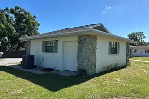 8801 E Cresco Ln, Inverness, FL 34450 - Photo 10