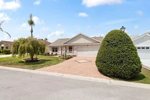 9325 SE 171st Le Flore Ln, The Villages, FL 32162 - Photo 2