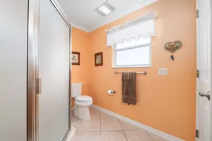9325 SE 171st Le Flore Ln, The Villages, FL 32162 - Photo 18