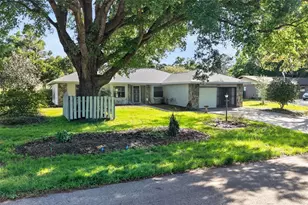 2393 W Fairway Loop, Citrus Springs, FL 34434 - Photo 4