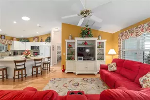 9430 SE 177th Simons Ln, The Villages, FL 32162 - Photo 4