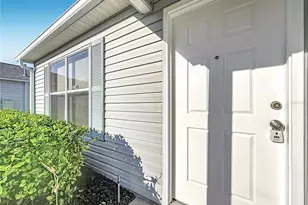 3248 Richmond Dr, The Villages, FL 32162 - Photo 4