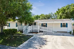 575 Lindsey Dr, Lakeland, FL 33809 - Photo 2