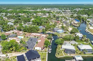 1637 SE Paradise Cir, Crystal River, FL 34429 - Photo 58
