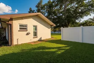 1648 Summerdale Dr S, Clearwater, FL 33764 - Photo 2