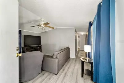13261 NE 155th Lane, Fort Mc Coy, FL 32134 - Photo 4