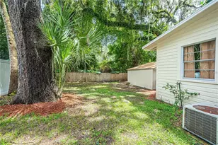 12369 SE 130th Ct, Ocklawaha, FL 32179 - Photo 20
