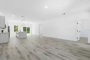 9319 N Cortlandt Dr, Citrus Springs, FL 34434 - Photo 10