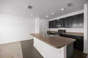 3902 SE 99th St, Belleview, FL 34420 - Photo 10