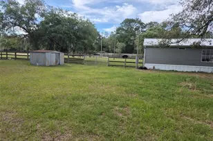 14051 SE 26 St, Morriston, FL 32668 - Photo 6