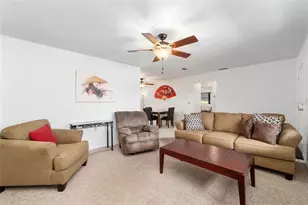 9317 E Crescent Dr, Inverness, FL 34450 - Photo 14