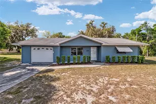 9317 E Crescent Dr, Inverness, FL 34450 - Photo 2