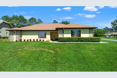 12001 Granada Place, Weeki Wachee, FL 34614 - Photo 2