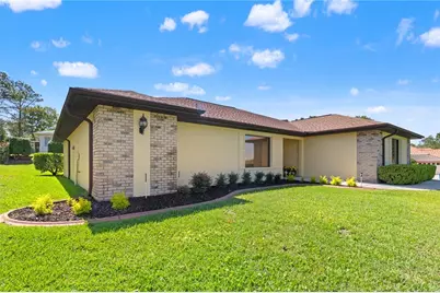 12001 Granada Place, Weeki Wachee, FL 34614 - Photo 4