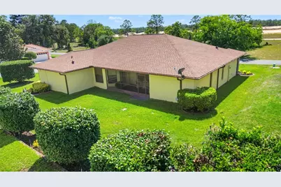 12001 Granada Place, Weeki Wachee, FL 34614 - Photo 6