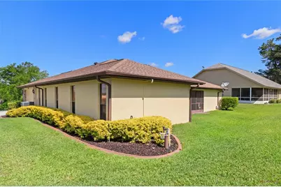 12001 Granada Place, Weeki Wachee, FL 34614 - Photo 8