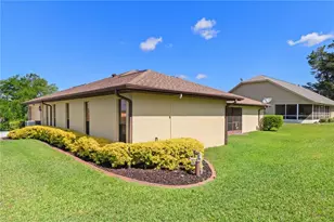 12001 Granada Pl, Weeki Wachee, FL 34614 - Photo 8