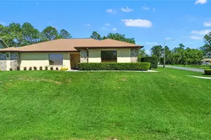 12001 Granada Pl, Weeki Wachee, FL 34614 - Photo 58